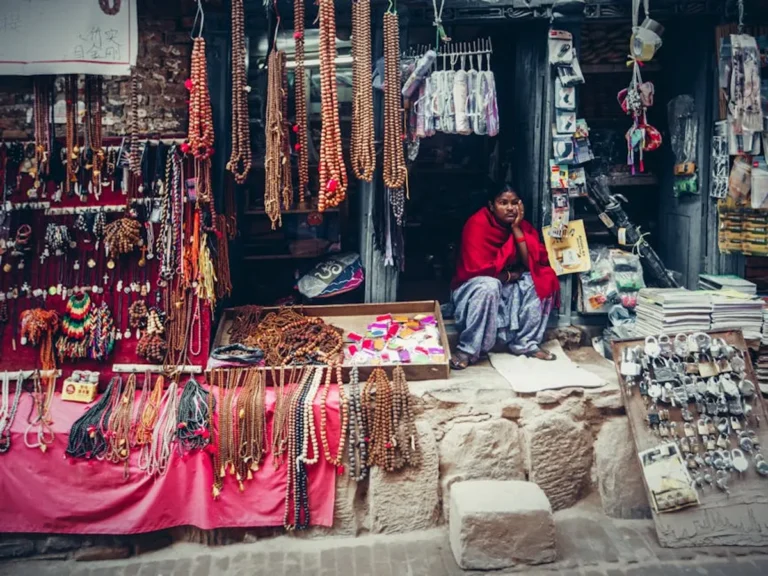 Heishi Necklace: Meaning, History, and Styles