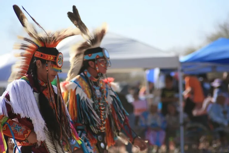 Native American Jewelry Hallmarks: Complete Identification Guide