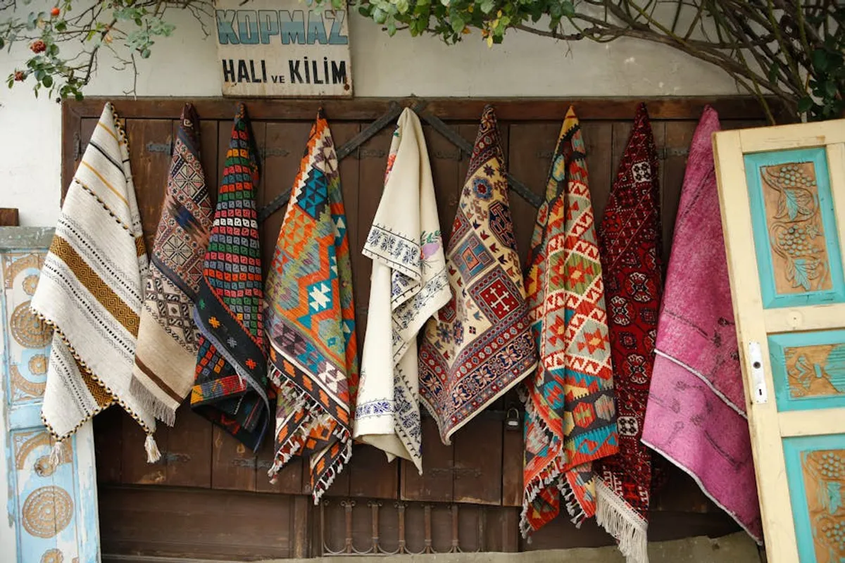 Southwestern Rugs: Native American Styles and Patterns