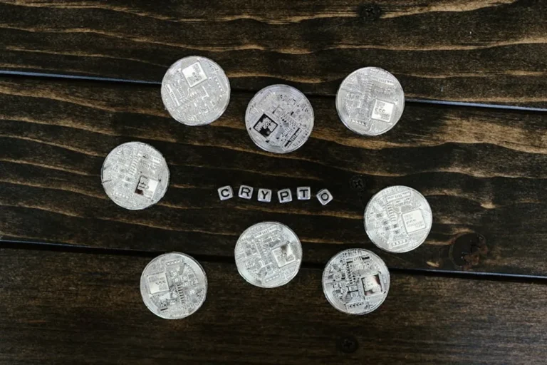 Stamped Silver Navajo Bracelets: Identification Guide